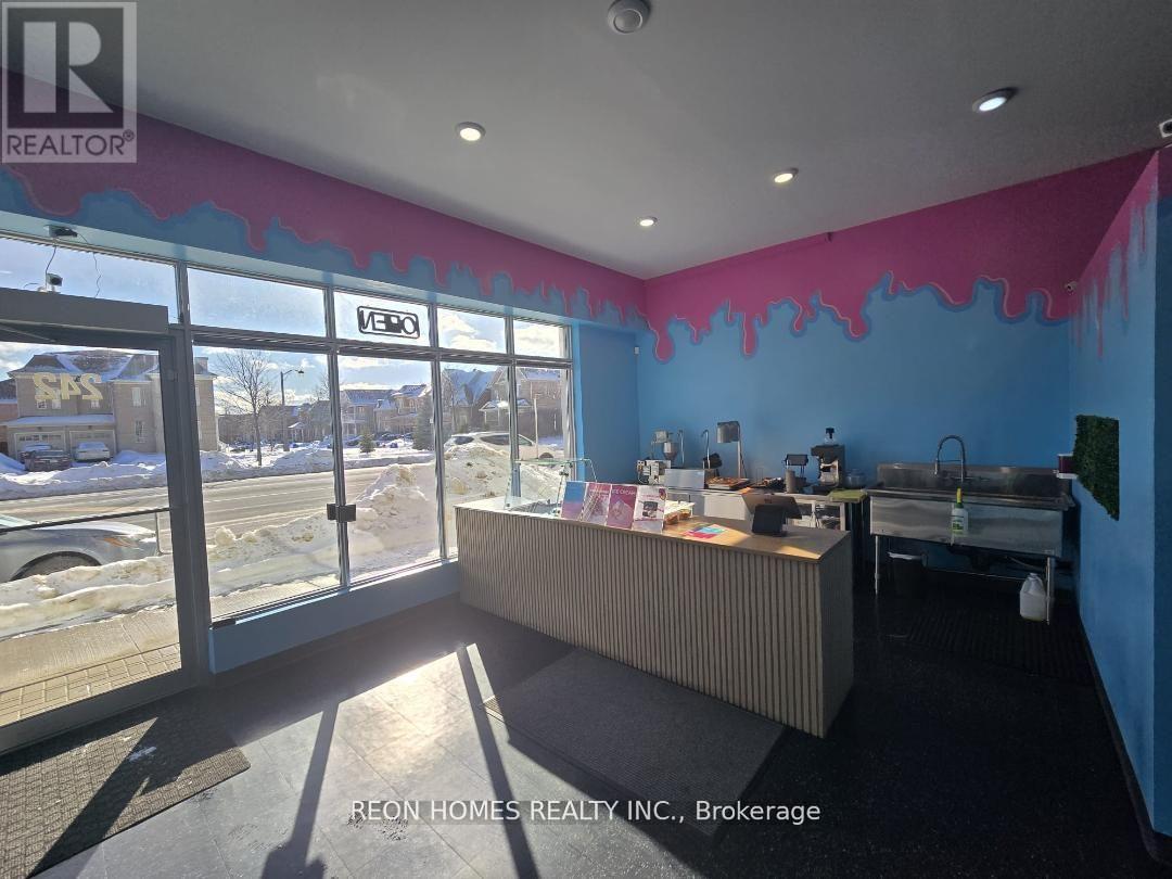 242 Copper Creek Drive, Markham, Ontario  L6B 1N6 - Photo 9 - N12823156