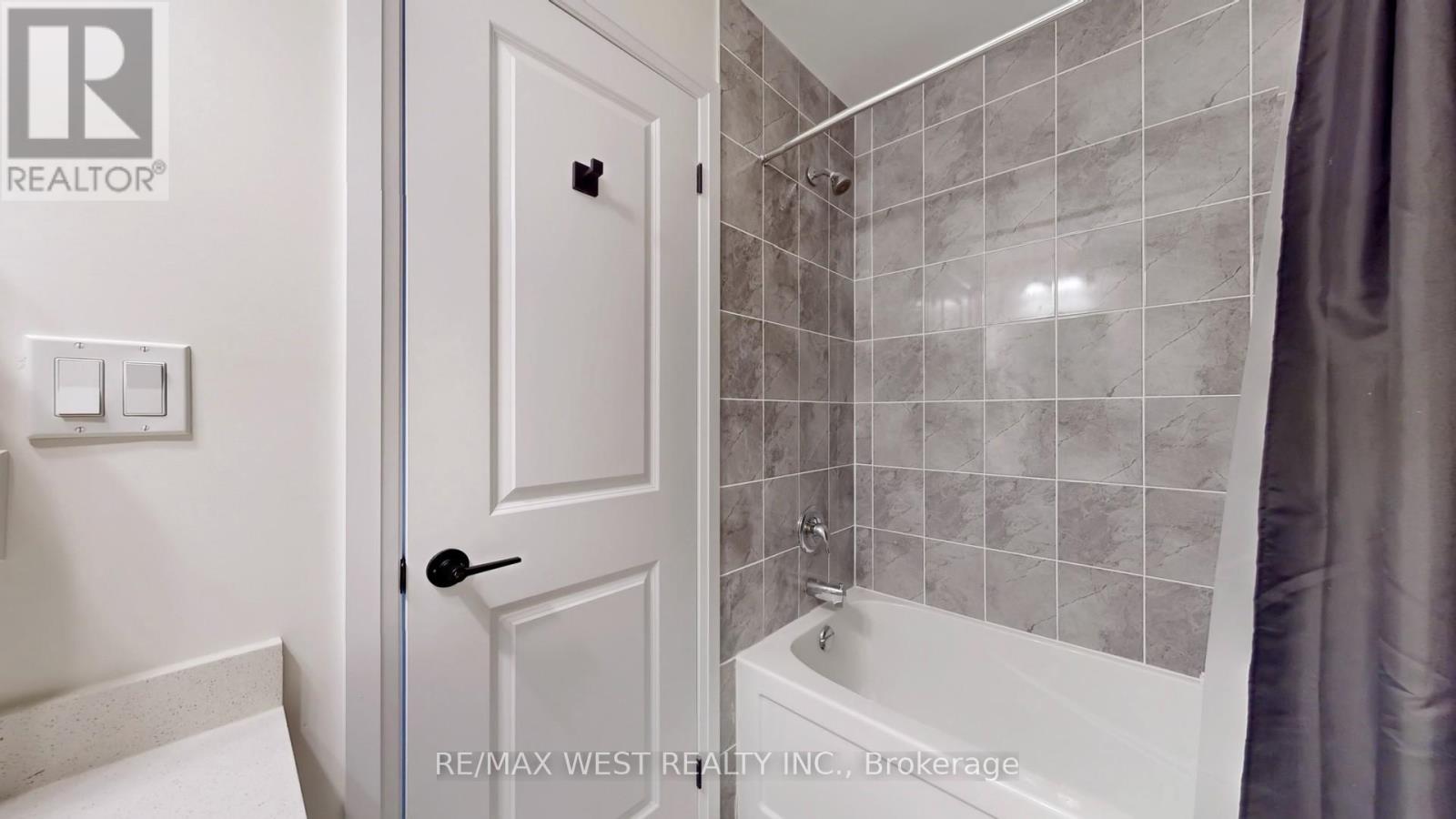 58 De La Roche Drive, Vaughan, Ontario  L4H 5G4 - Photo 41 - N12823170