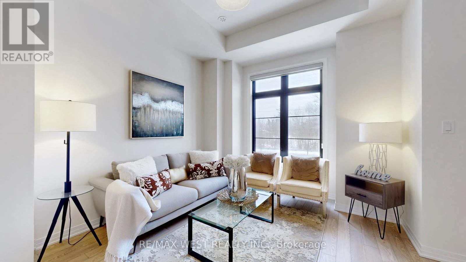 58 De La Roche Drive, Vaughan, Ontario  L4H 5G4 - Photo 5 - N12823170