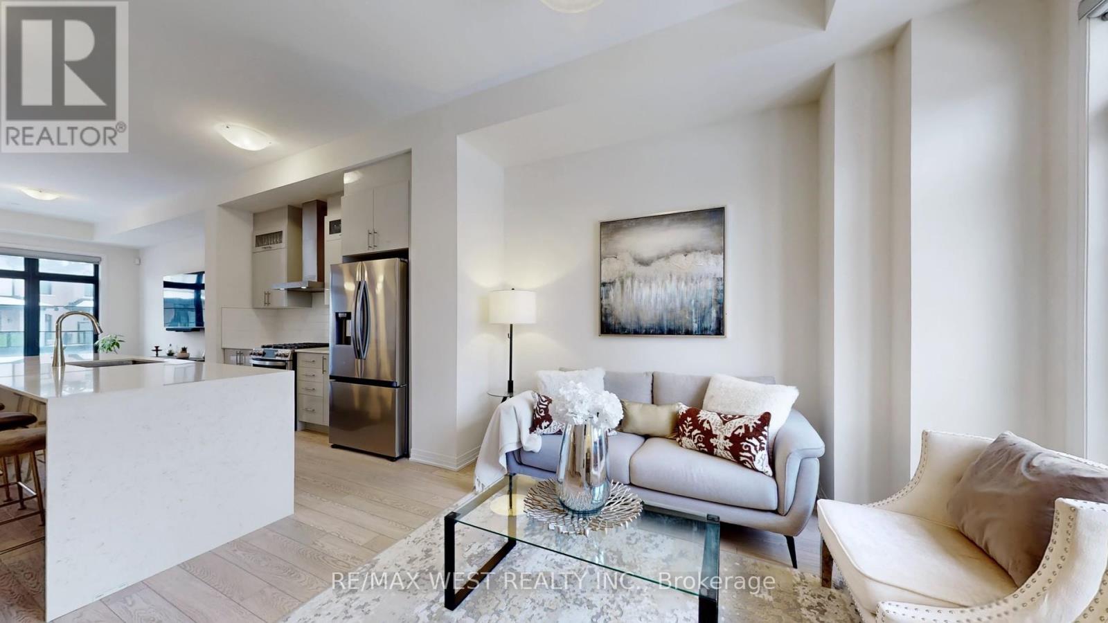 58 De La Roche Drive, Vaughan, Ontario  L4H 5G4 - Photo 6 - N12823170