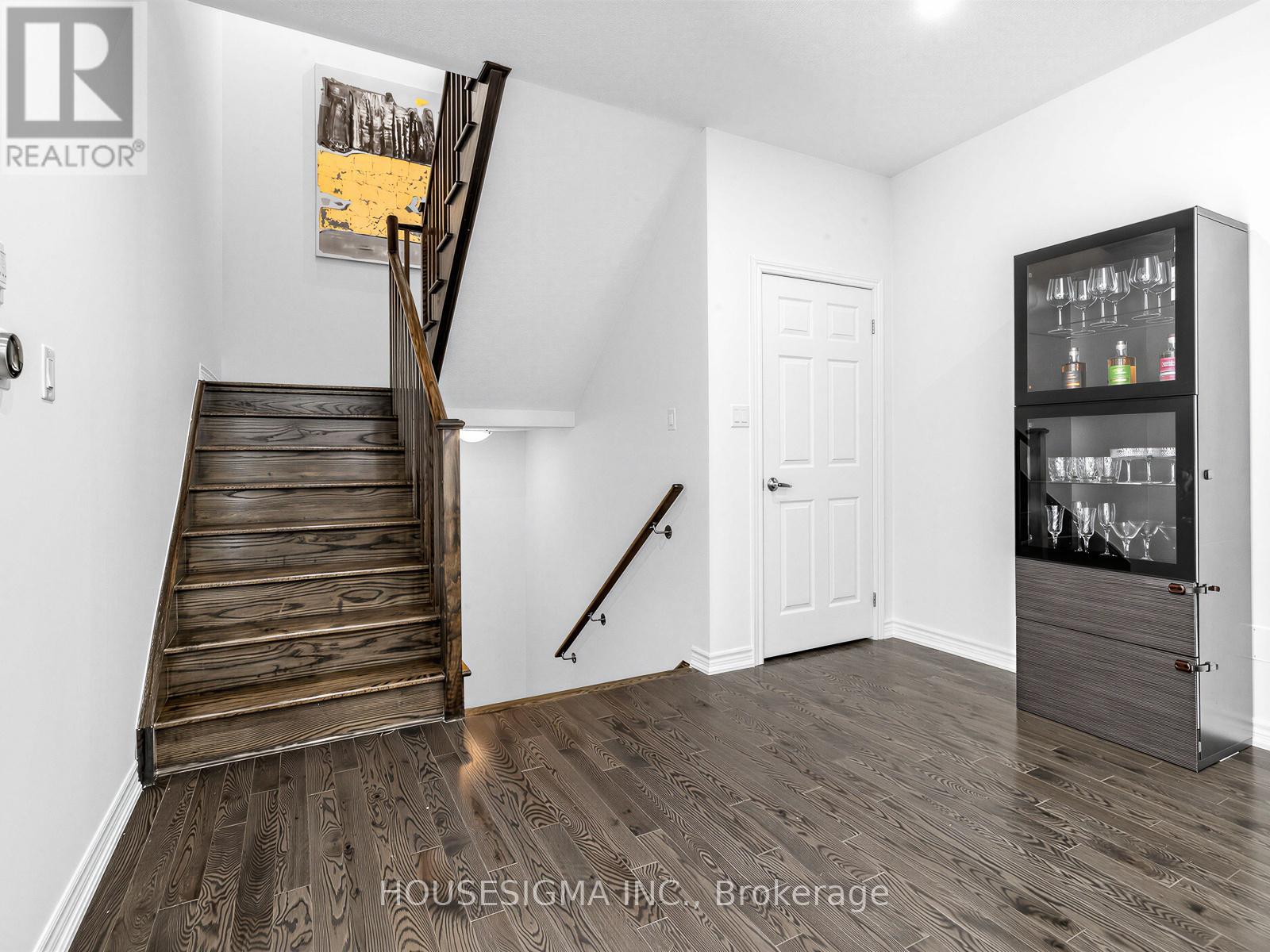 1278 Bardeau Street, Innisfil, Ontario  L0L 1W0 - Photo 10 - N12823194