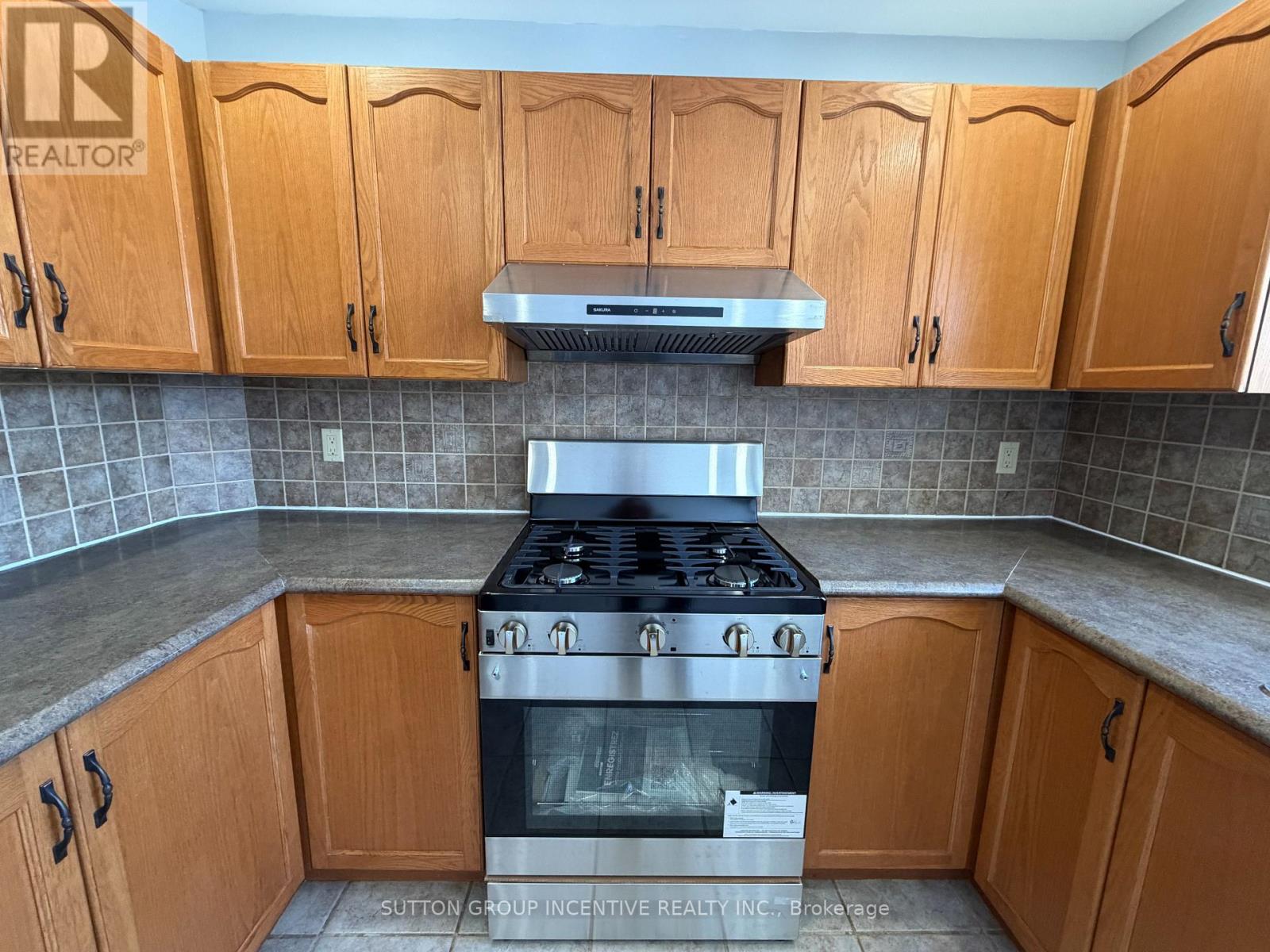 62 Kell Place, Barrie, Ontario  L4N 9K5 - Photo 11 - S12823216