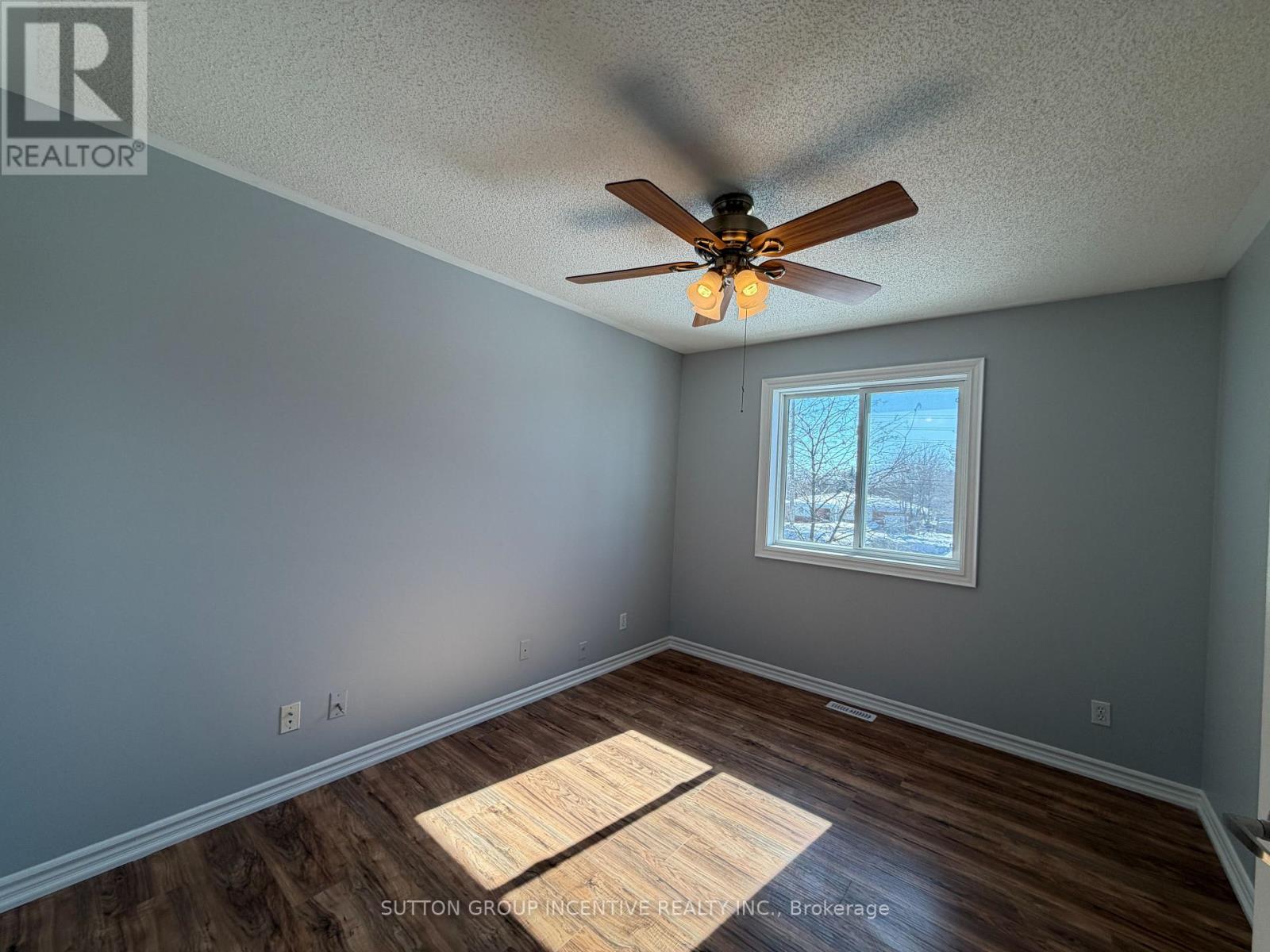 62 Kell Place, Barrie, Ontario  L4N 9K5 - Photo 17 - S12823216