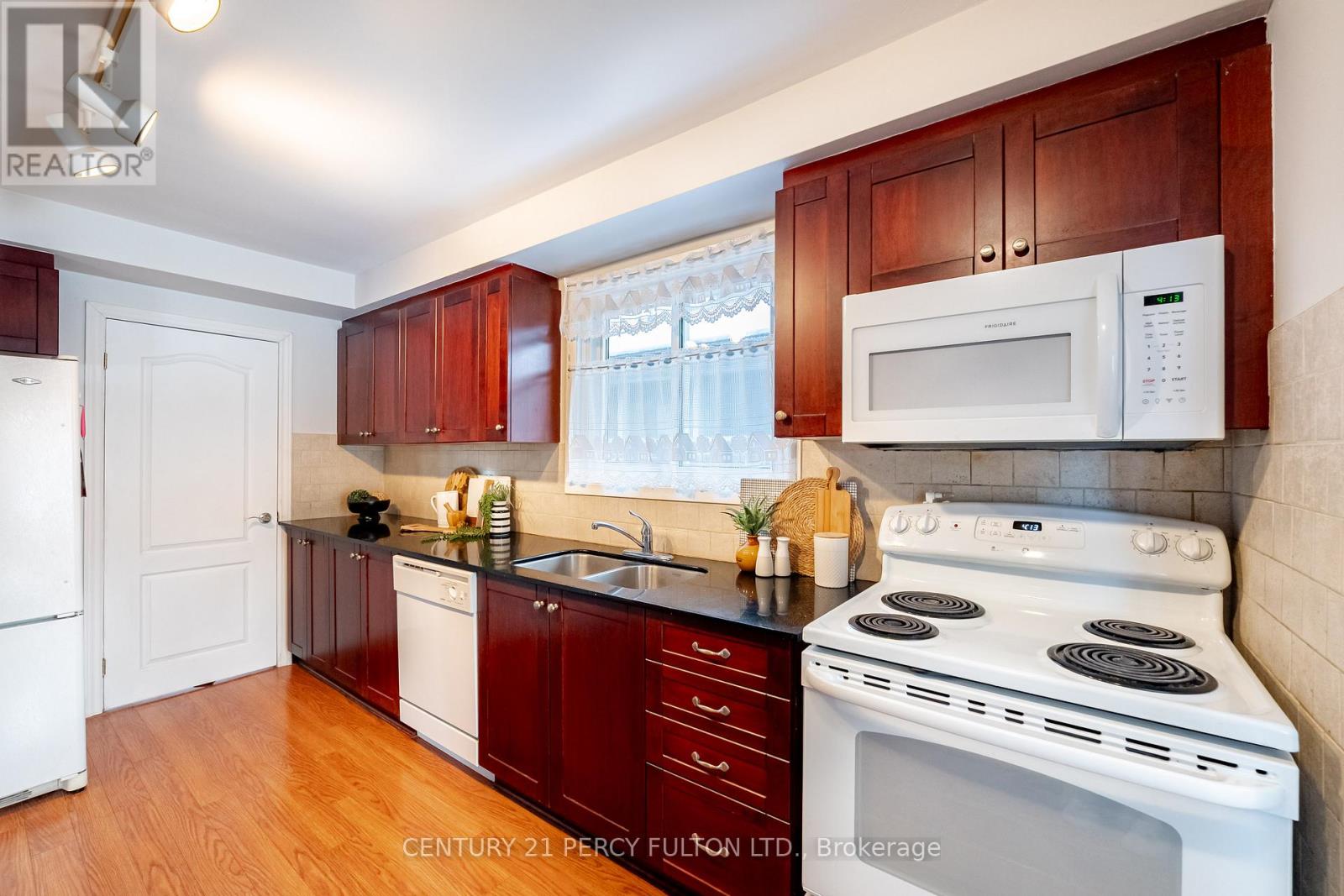 1 Marcella Street, Toronto, Ontario  M1G 1K7 - Photo 4 - E12819206