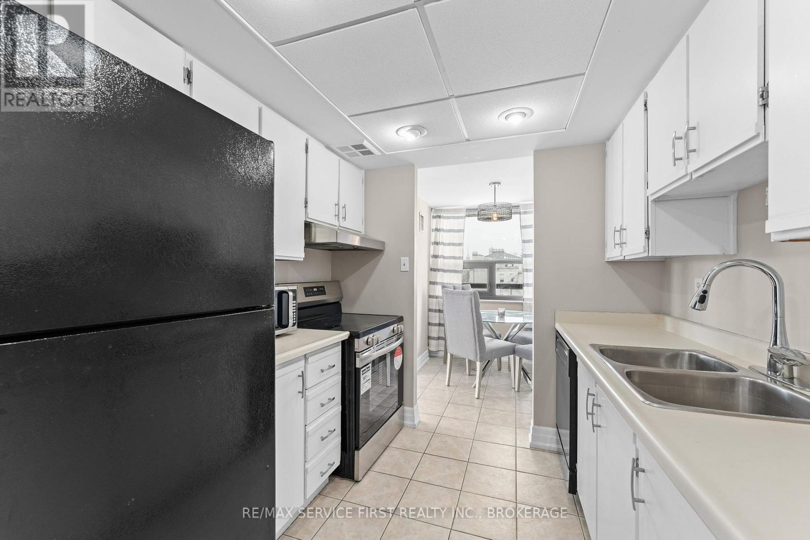 503 - 165 Ontario Street, Kingston, Ontario  K7L 2Y6 - Photo 17 - X12744142