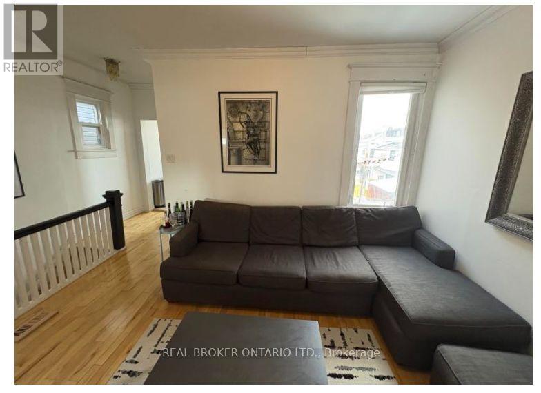 Floor 2 & 3 - 124 Hallam Street, Toronto, Ontario  M6H 1X1 - Photo 4 - W12822958