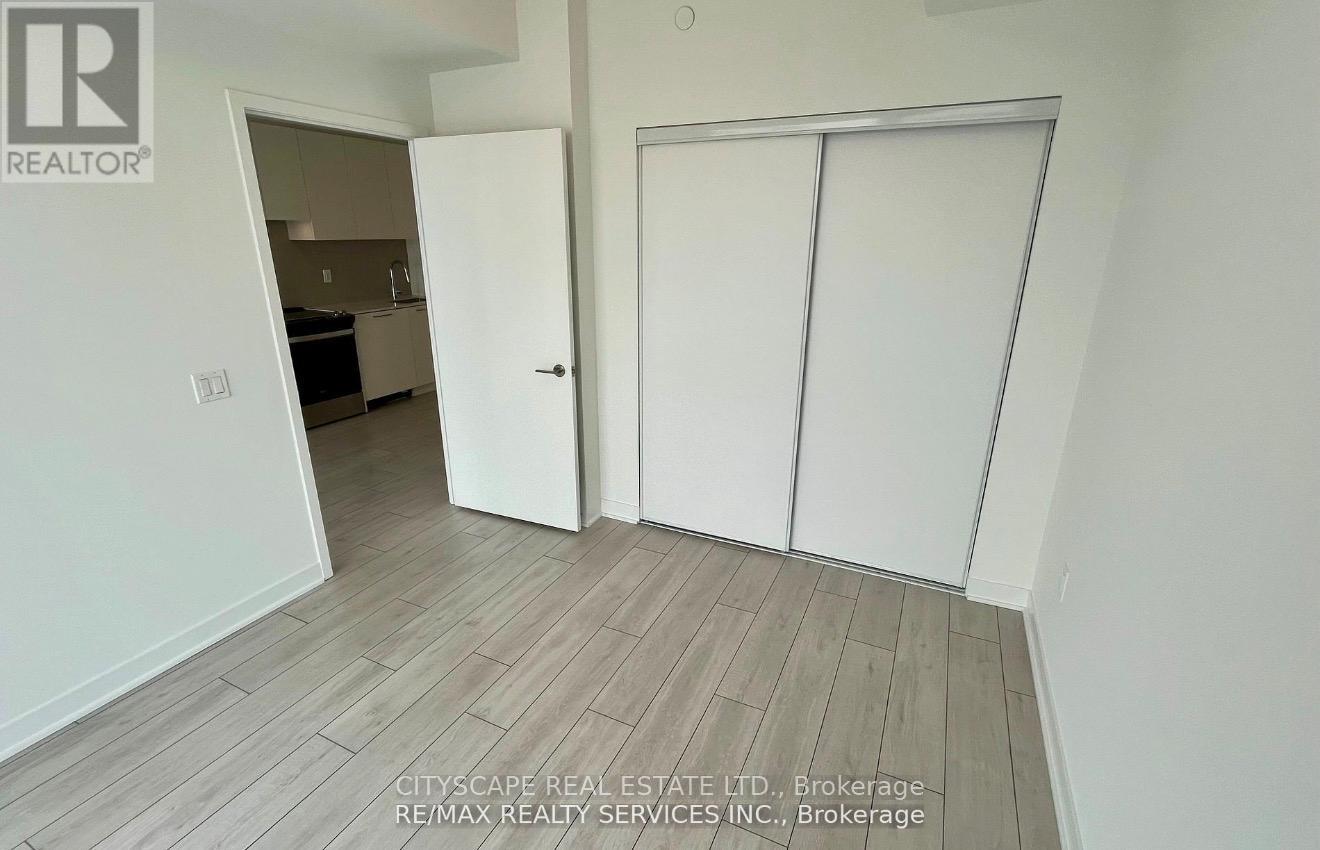 2401 - 260 Malta Avenue, Brampton, Ontario  L6Y 0B5 - Photo 11 - W12822972