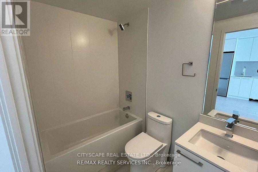 2401 - 260 Malta Avenue, Brampton, Ontario  L6Y 0B5 - Photo 4 - W12822972