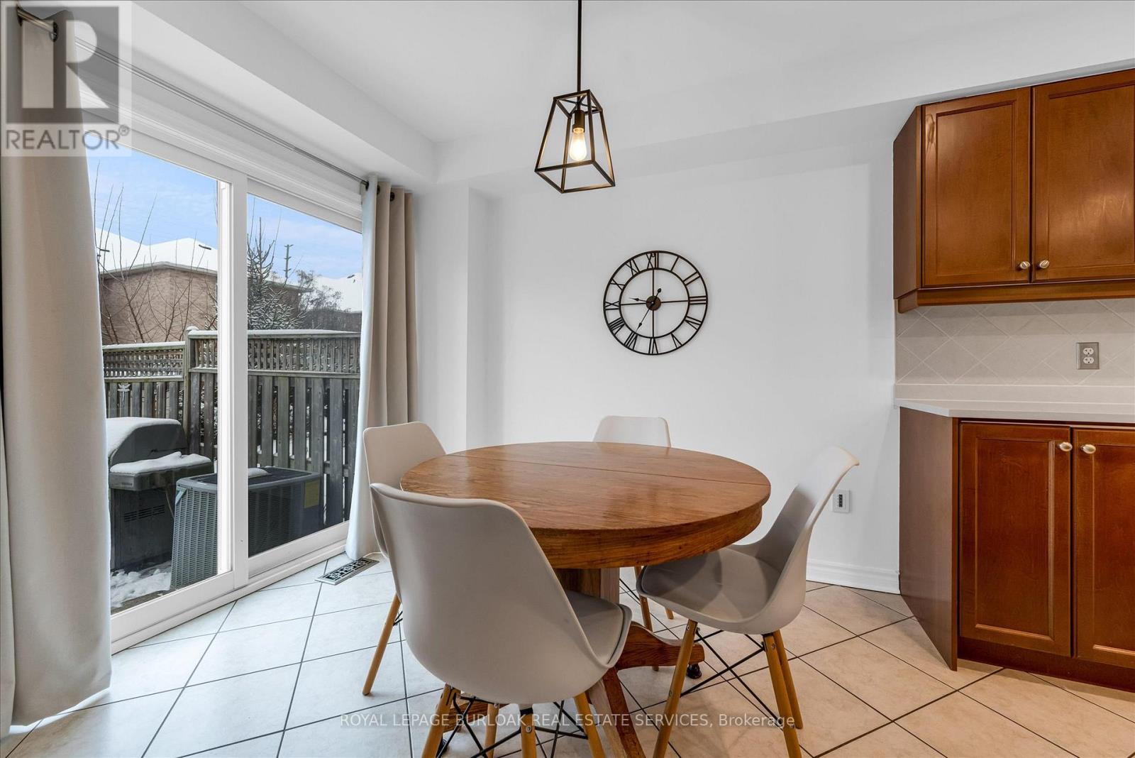 35 - 2511 Boros Road, Burlington, Ontario L7M 5B2 - Photo 15 - W12822974