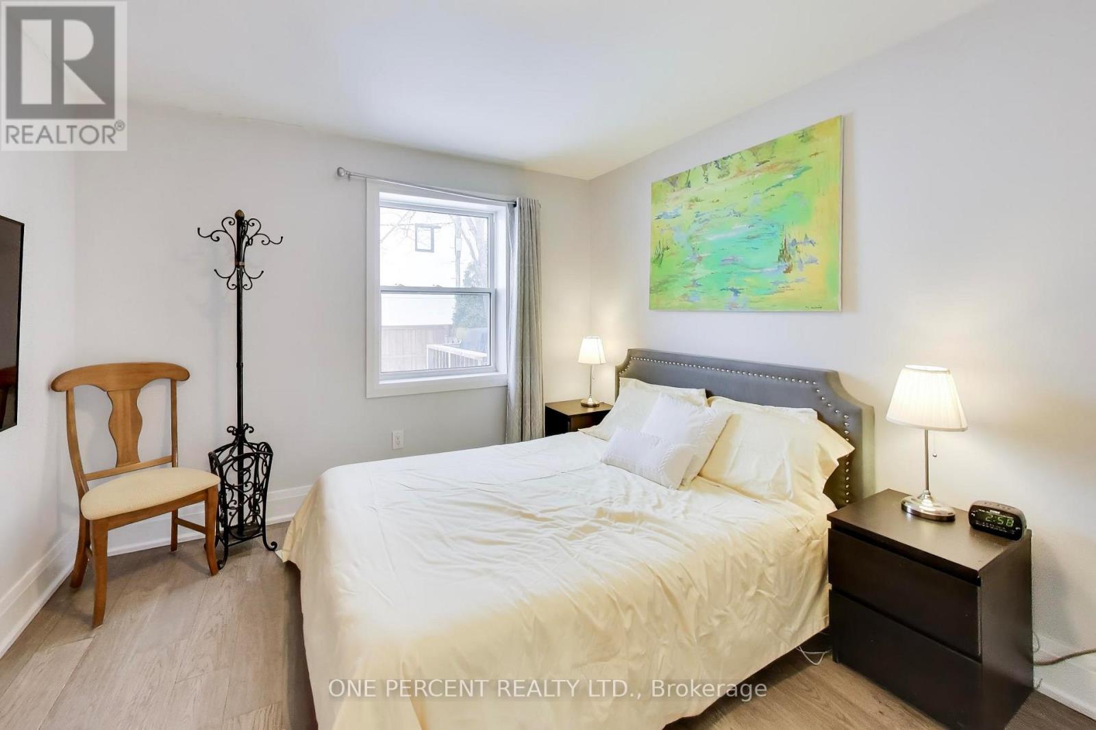 4 Cameo Crescent, Toronto, Ontario  M6N 2K5 - Photo 16 - W12822996