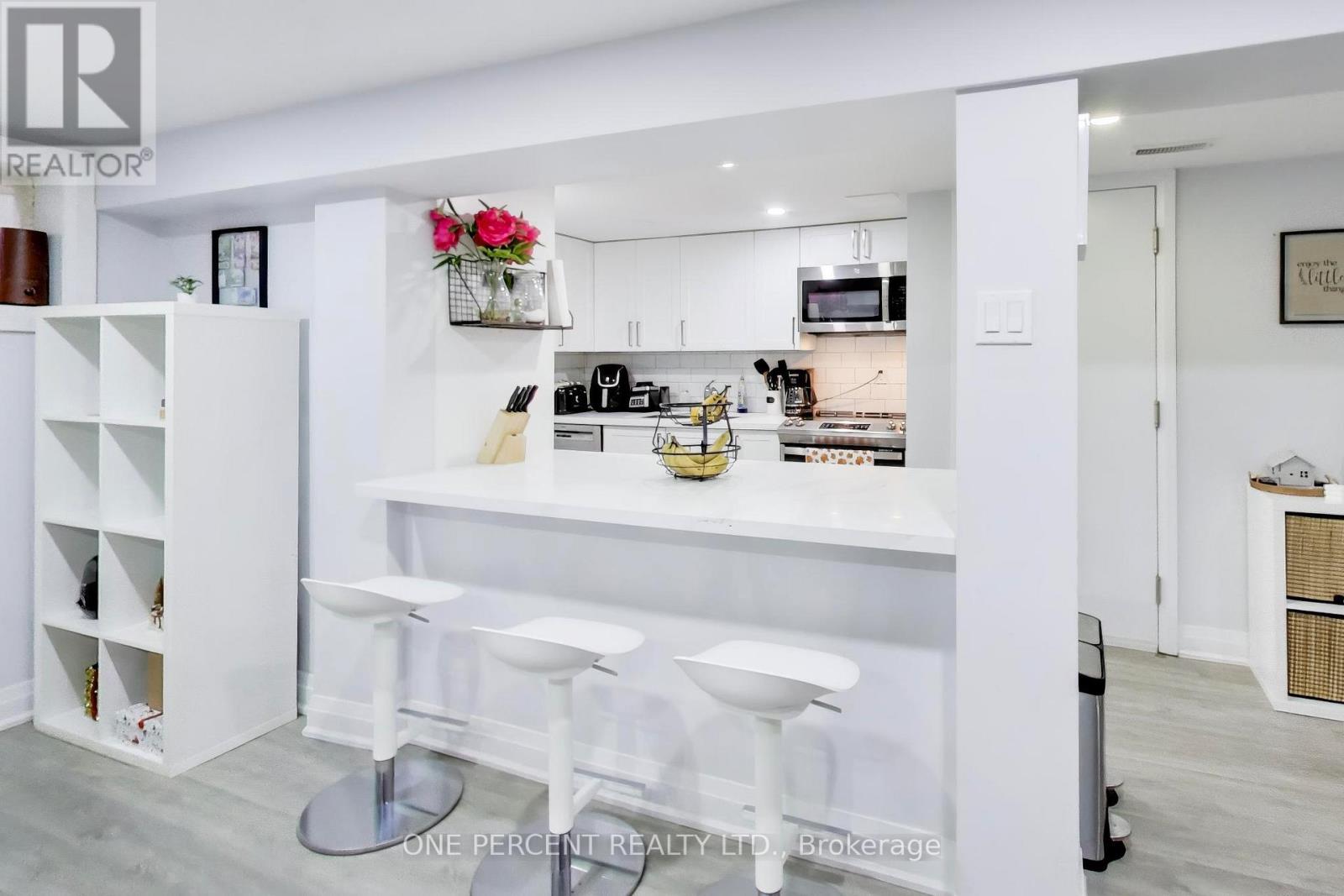 4 Cameo Crescent, Toronto, Ontario  M6N 2K5 - Photo 26 - W12822996