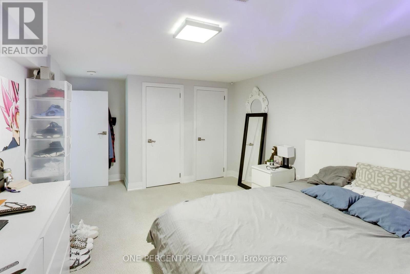 4 Cameo Crescent, Toronto, Ontario  M6N 2K5 - Photo 31 - W12822996