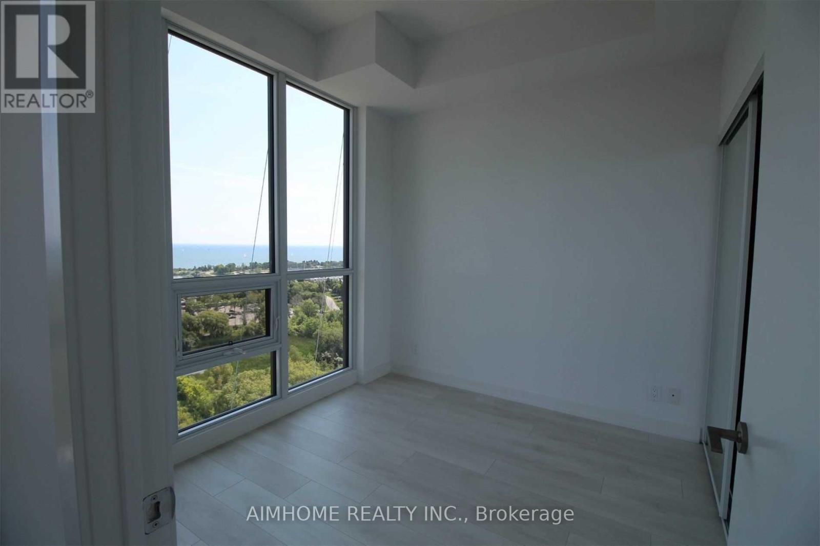 1901 - 2212 Lake Shore Boulevard W, Toronto, Ontario  M8V 1A4 - Photo 8 - W12823012