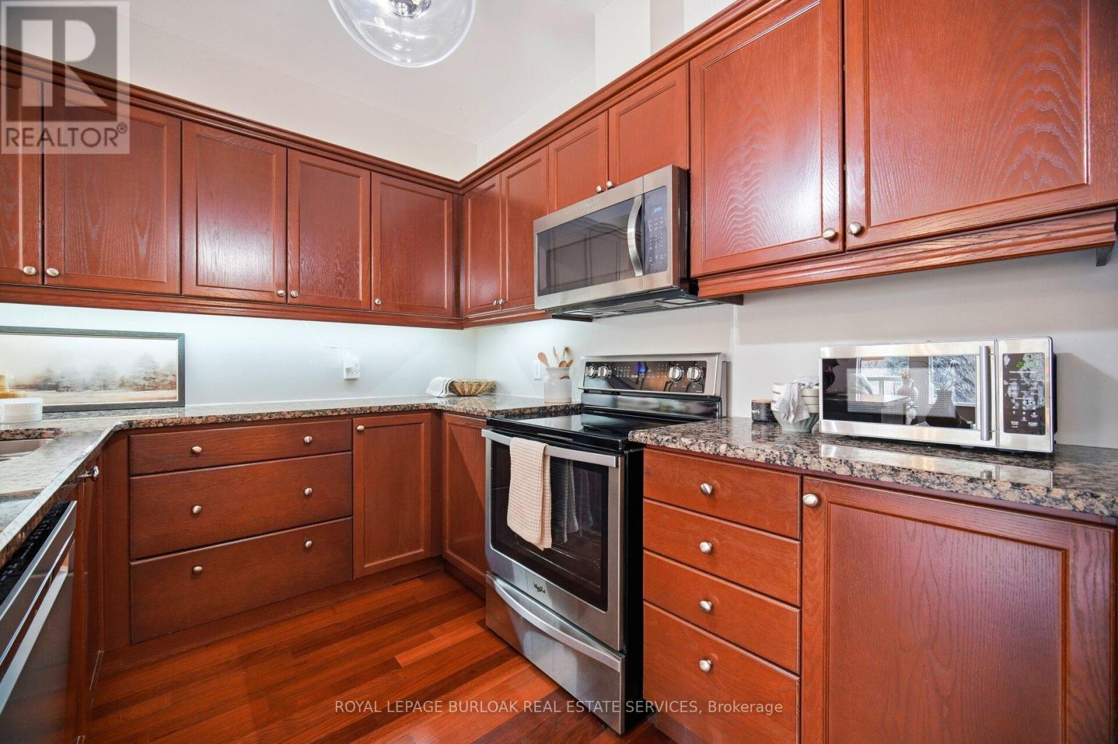 207 - 1499 Nottinghill Gate, Oakville, Ontario  L6M 5G1 - Photo 15 - W12823018