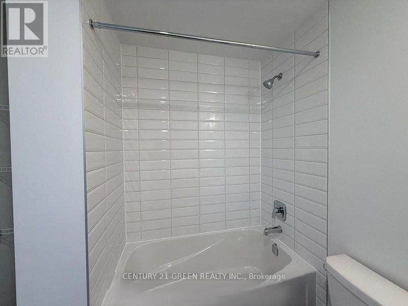 702 - 770 Whitlock Avenue, Milton, Ontario  L9E 2B2 - Photo 11 - W12823024