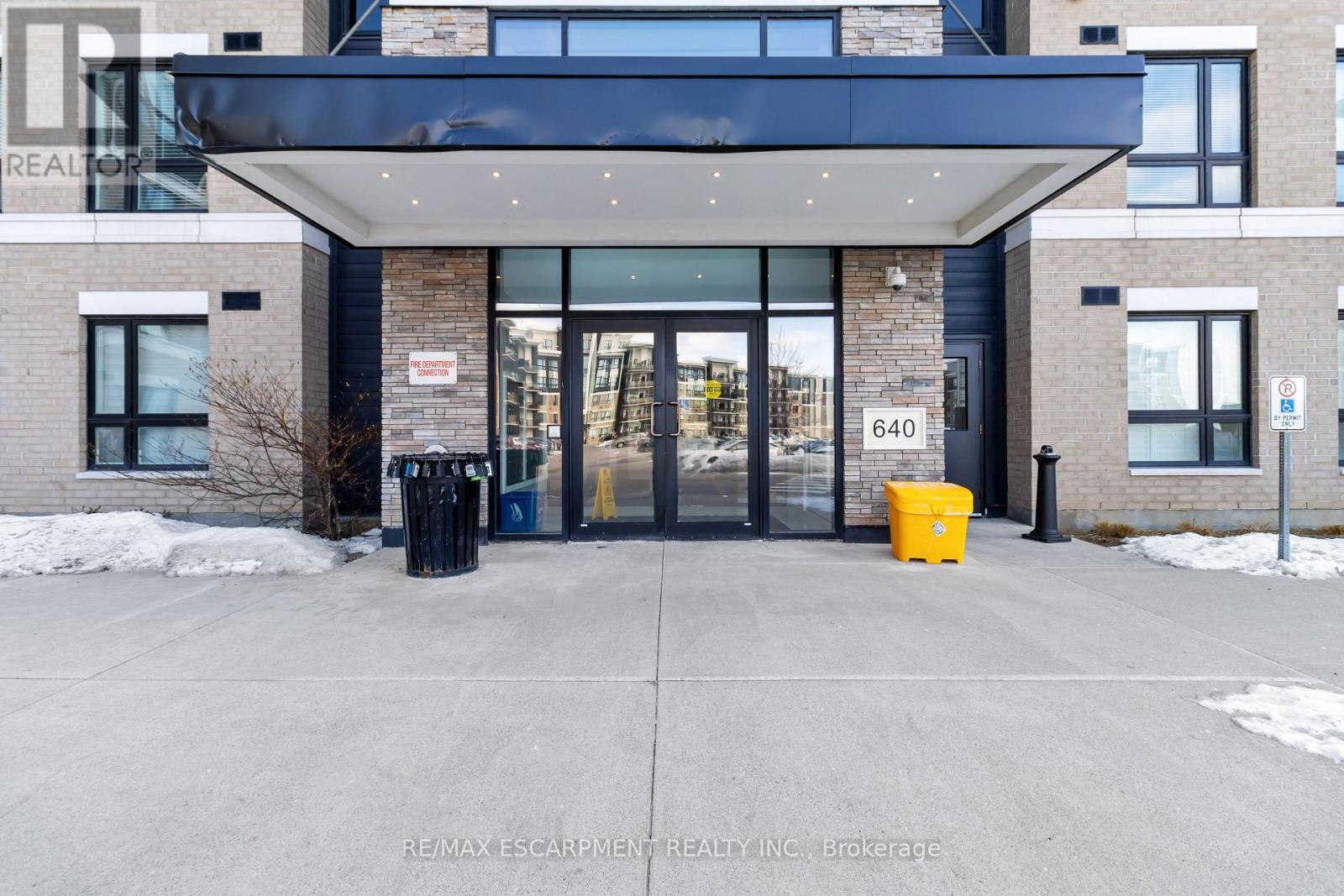 601 - 640 Sauve Street, Milton, Ontario  L9T 9A7 - Photo 3 - W12823034