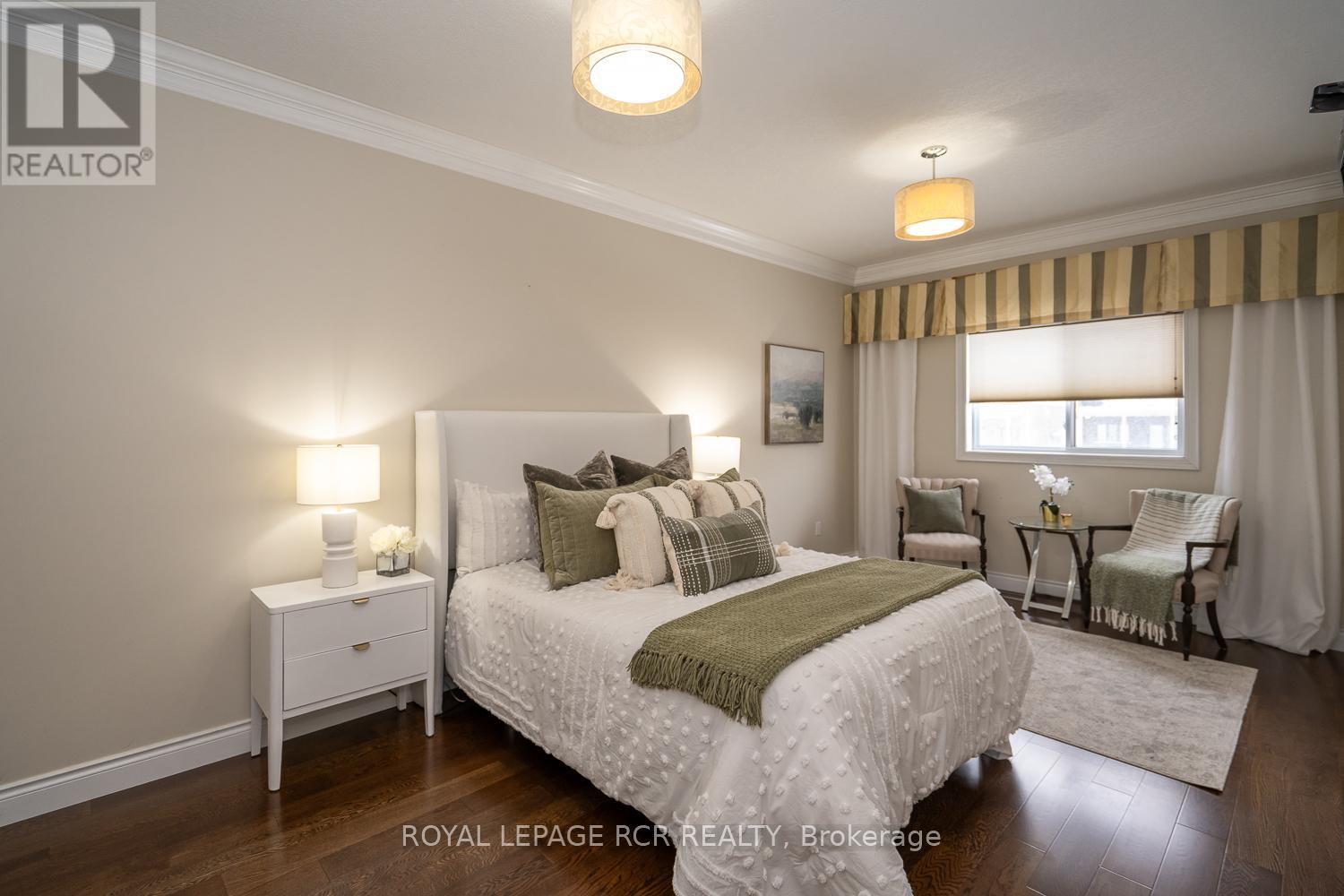 39 Dinnick Crescent, Orangeville, Ontario  L9W 0B7 - Photo 10 - W12823044