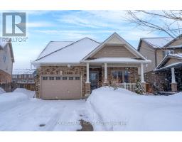 39 DINNICK CRESCENT, Orangeville, Ontario