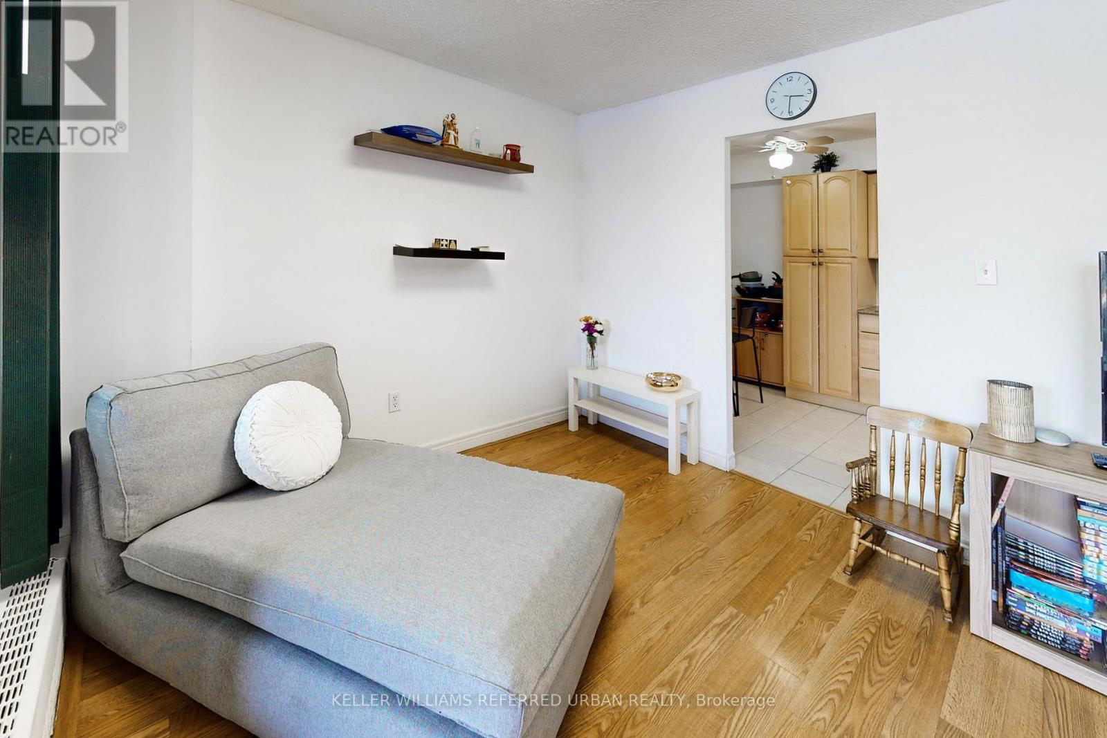 202 - 2556 Argyle Road, Mississauga, Ontario L5B 2H5 - Photo 10 - W12823140