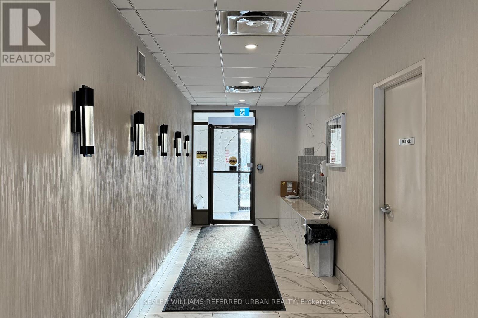 202 - 2556 Argyle Road, Mississauga, Ontario L5B 2H5 - Photo 31 - W12823140