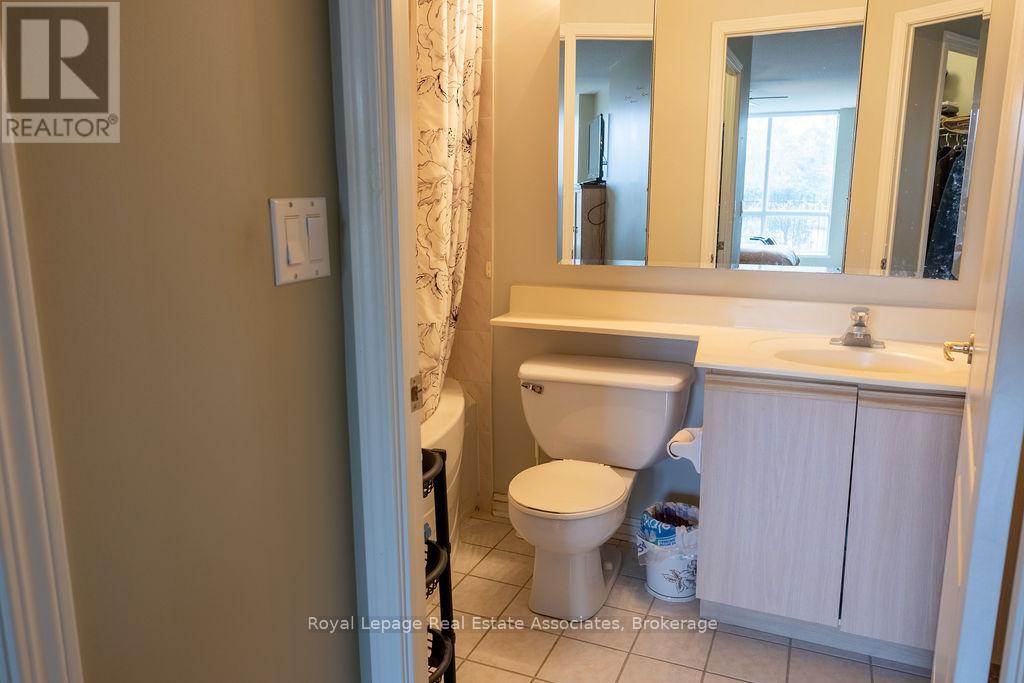 104 - 1150 Parkwest Place, Mississauga, Ontario  L5E 3K4 - Photo 11 - W12823172