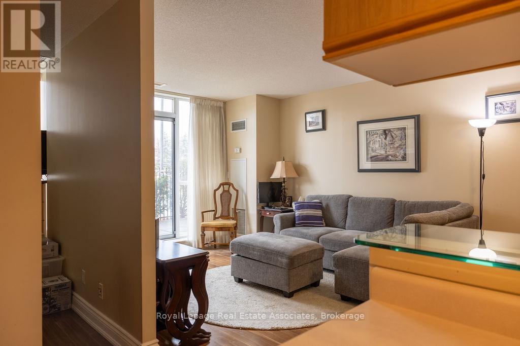 104 - 1150 Parkwest Place, Mississauga, Ontario  L5E 3K4 - Photo 5 - W12823172