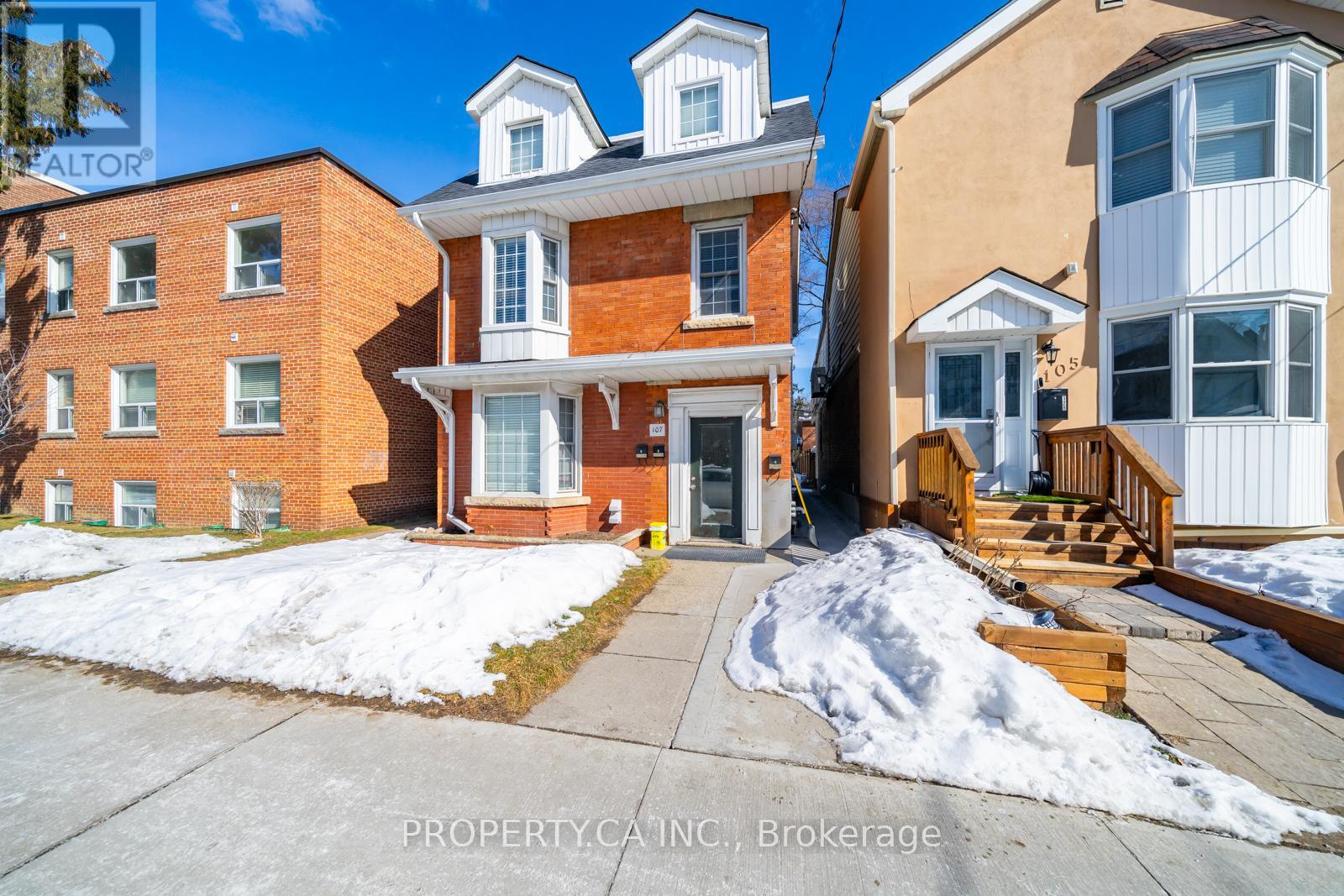 3 - 107 RUNNYMEDE ROAD, Toronto, Ontario