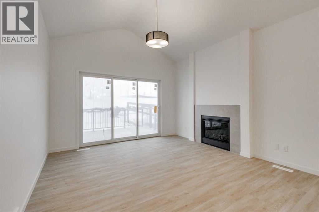 75 Fireside Common, Cochrane, Alberta  T4C 3E1 - Photo 19 - A2271464