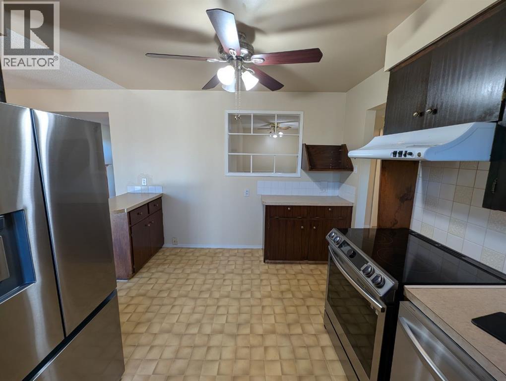 1904 18 Street N, Lethbridge, Alberta  T1H 4H2 - Photo 13 - A2276665