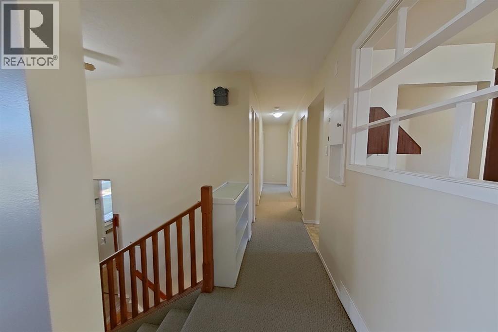 1904 18 Street N, Lethbridge, Alberta  T1H 4H2 - Photo 6 - A2276665