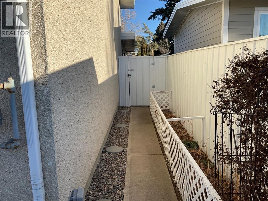 1904 18 Street N, Lethbridge, Alberta  T1H 4H2 - Photo 34 - A2276665