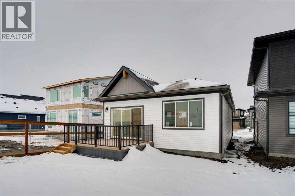 75 Fireside Common, Cochrane, Alberta  T4C 3E1 - Photo 40 - A2271464