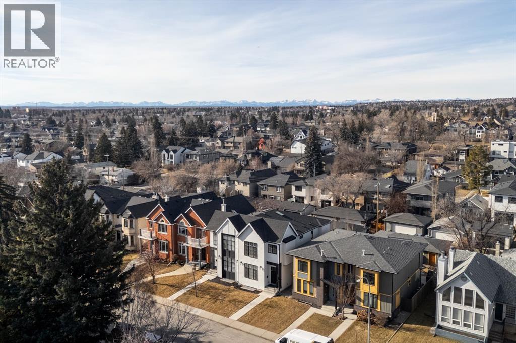 2015 24a Street Sw, Calgary, Alberta  T3E 1V5 - Photo 3 - A2282292