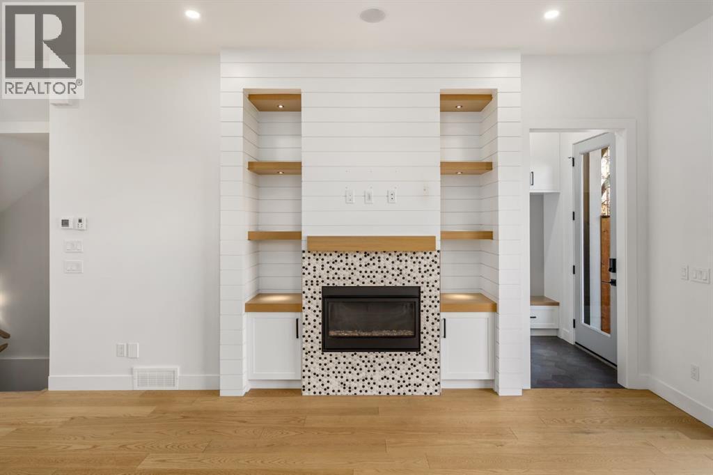 2015 24a Street Sw, Calgary, Alberta  T3E 1V5 - Photo 11 - A2282292