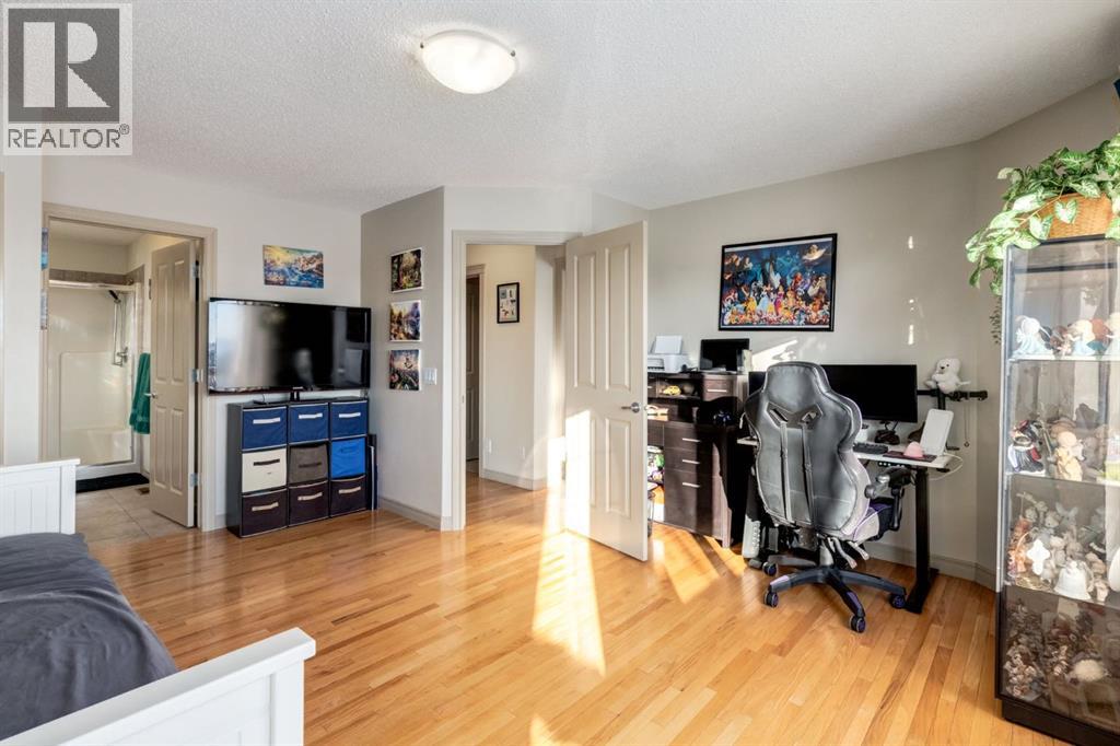 515 Crystal Green Mews, Okotoks, Alberta  T1S 2K6 - Photo 28 - A2287663