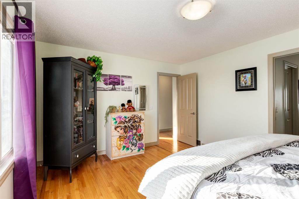 515 Crystal Green Mews, Okotoks, Alberta  T1S 2K6 - Photo 20 - A2287663