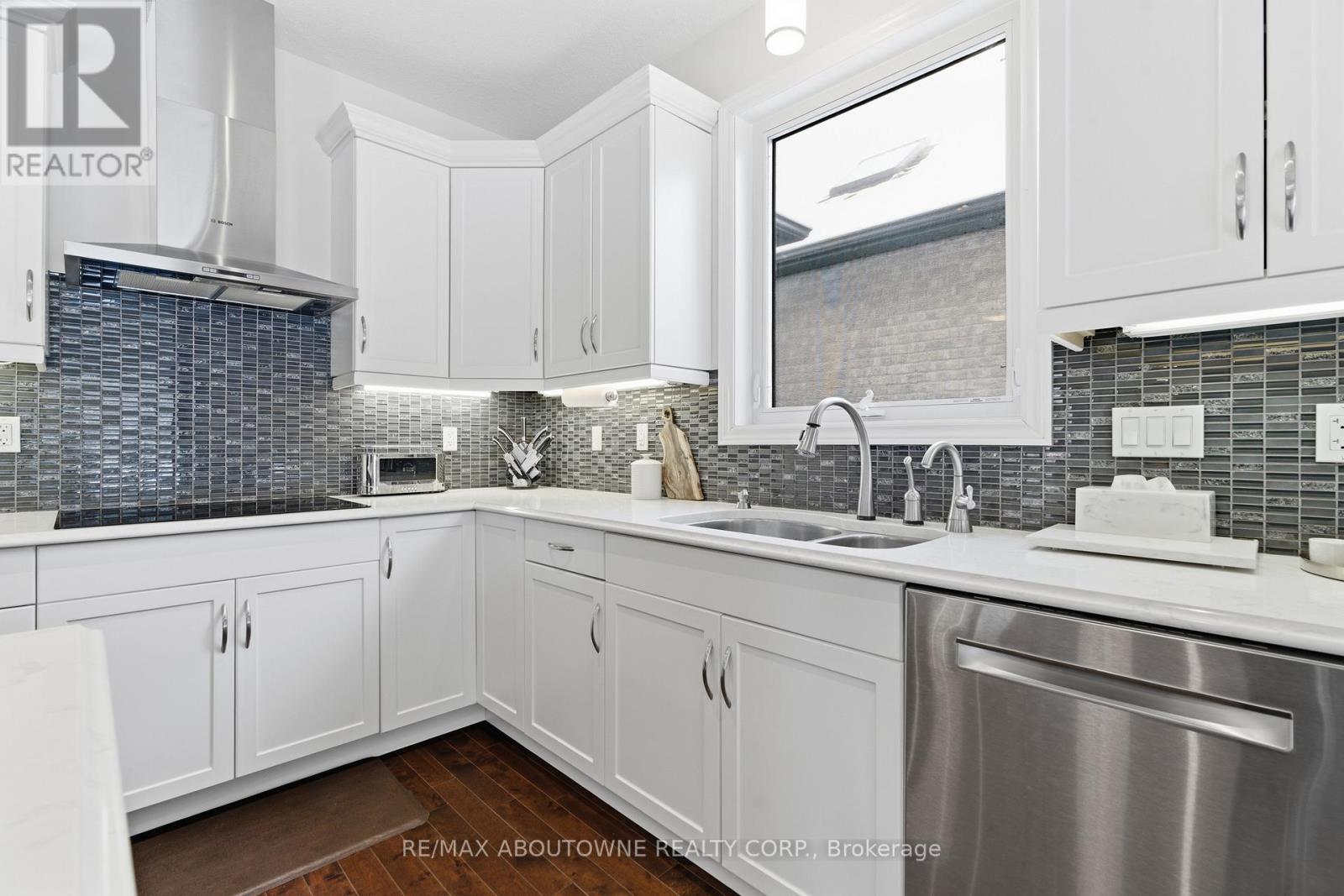 305 Gosling Gardens, Guelph, Ontario  N1L 0M1 - Photo 19 - X12822956