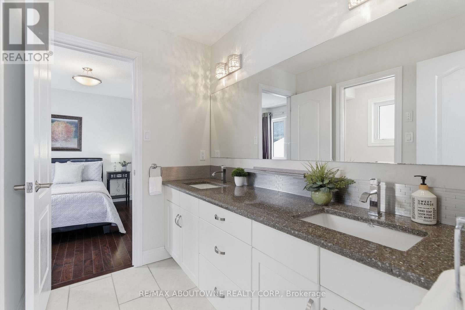 305 Gosling Gardens, Guelph, Ontario  N1L 0M1 - Photo 29 - X12822956