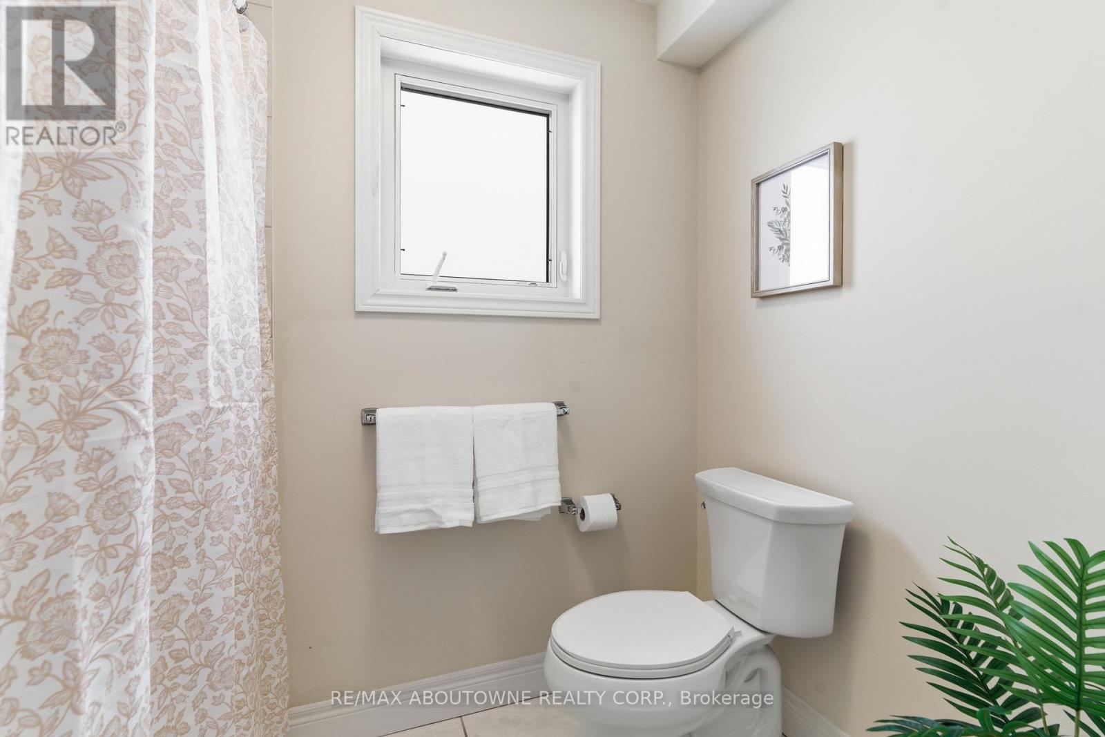 305 Gosling Gardens, Guelph, Ontario  N1L 0M1 - Photo 30 - X12822956