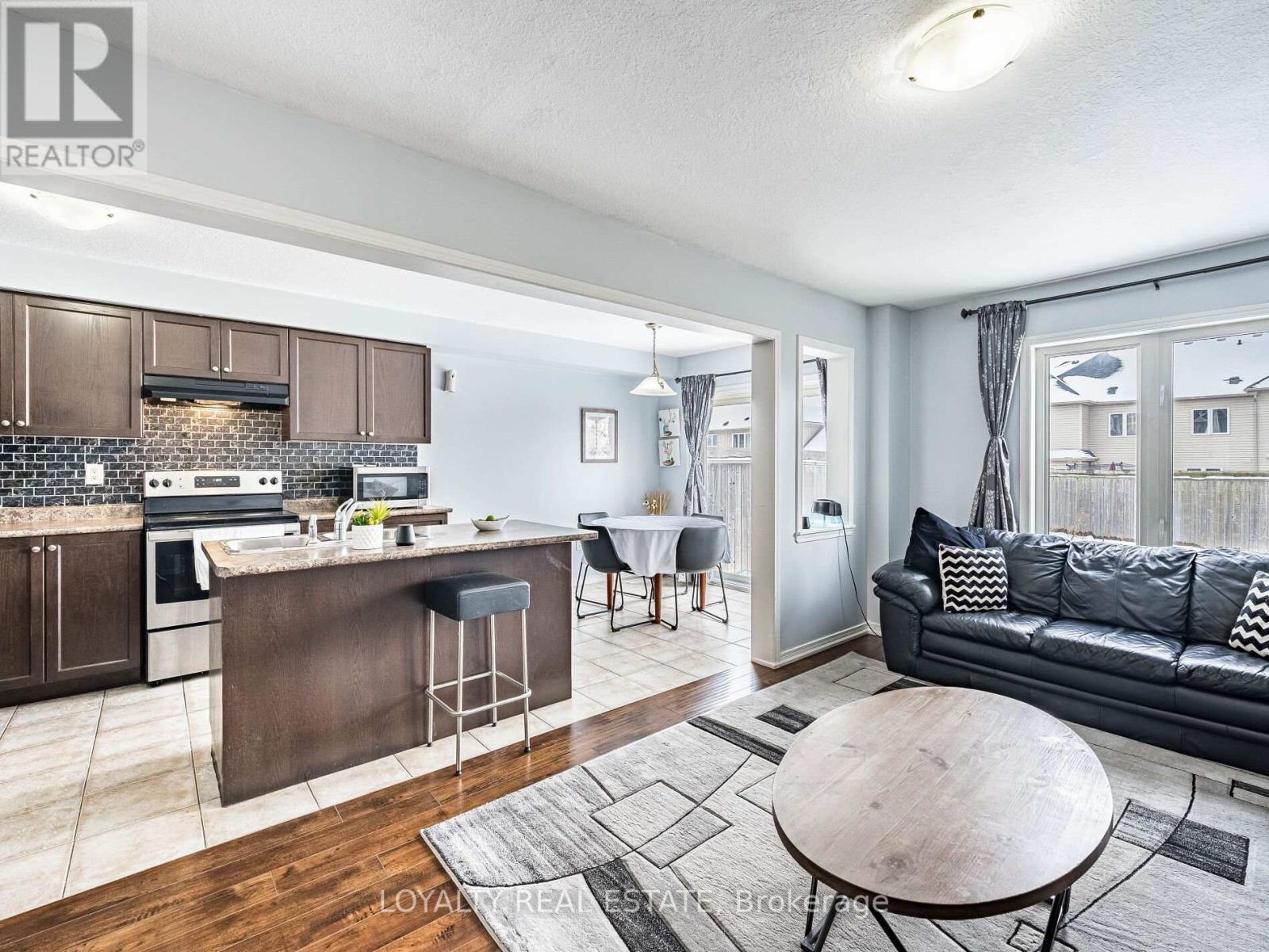 64 English Lane, Brantford, Ontario  N3T 0G9 - Photo 5 - X12822964