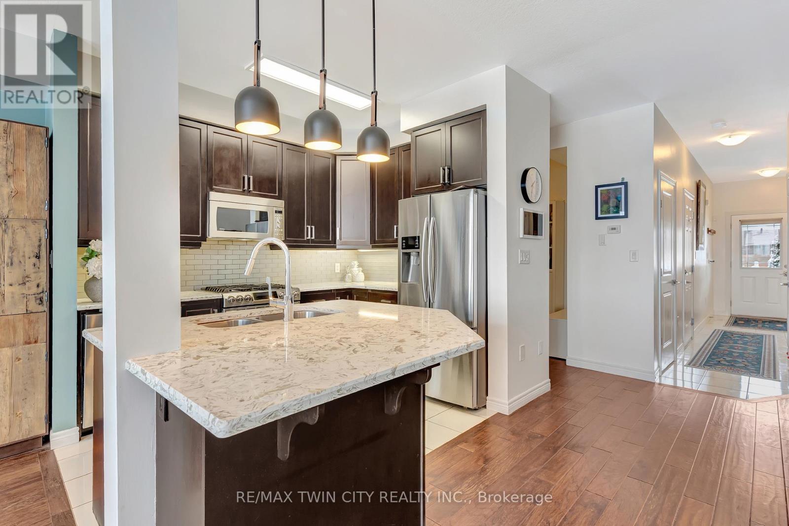 50 Greenwater Drive, Cambridge, Ontario  N2R 0H2 - Photo 6 - X12823008