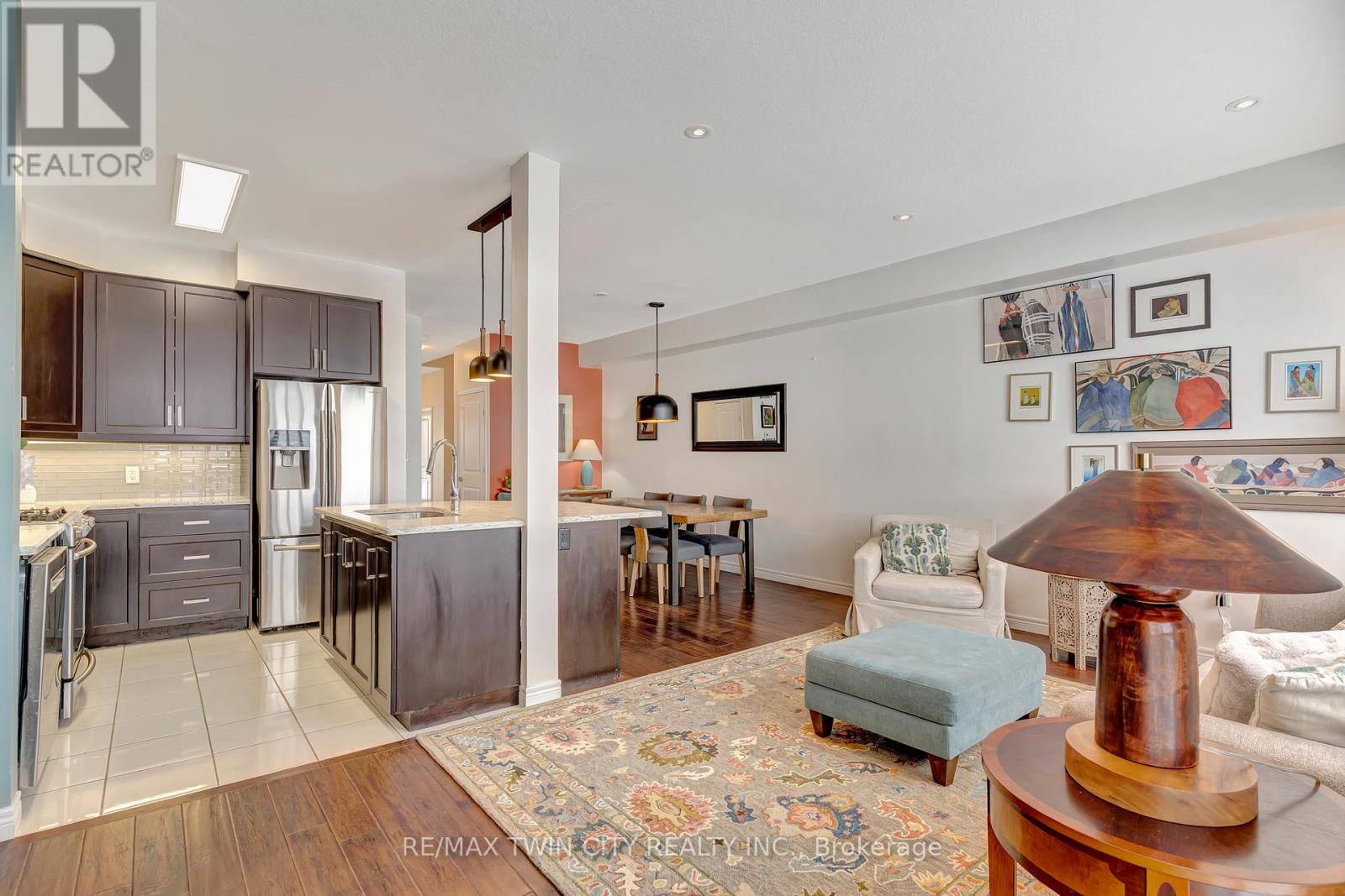 50 Greenwater Drive, Cambridge, Ontario  N2R 0H2 - Photo 9 - X12823008