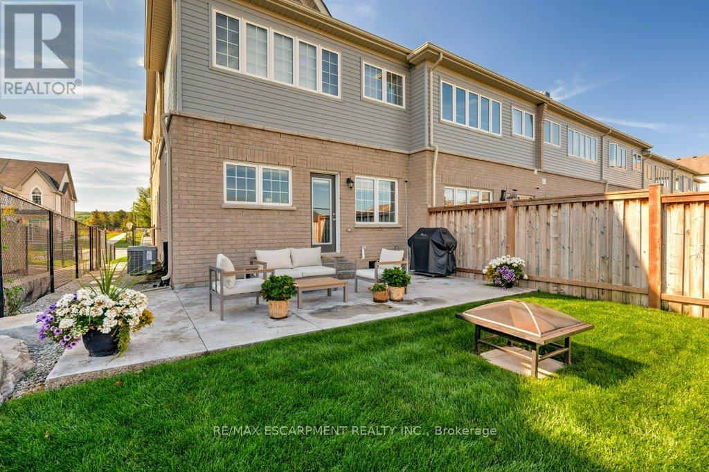 3998 Fracchioni Drive, Lincoln, Ontario  L3J 0R9 - Photo 43 - X12823056