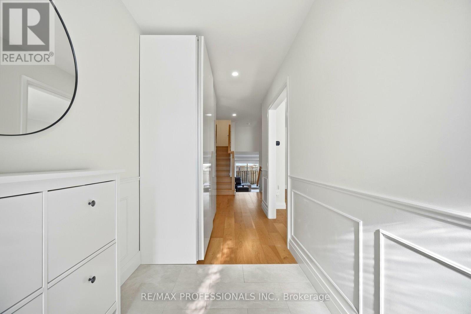 50 Trotters Lane, Brampton, Ontario  L6Y 1B6 - Photo 11 - W12820656