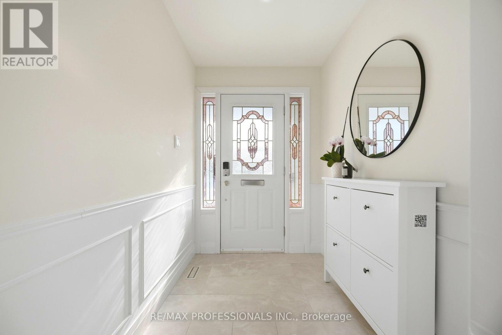 50 Trotters Lane, Brampton, Ontario  L6Y 1B6 - Photo 10 - W12820656