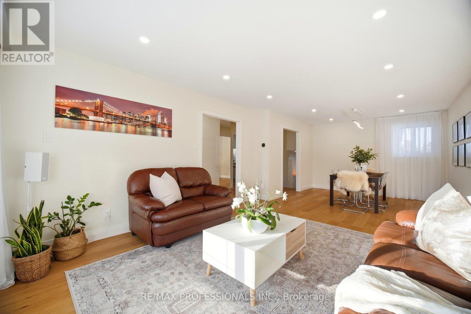 50 Trotters Lane, Brampton, Ontario  L6Y 1B6 - Photo 14 - W12820656