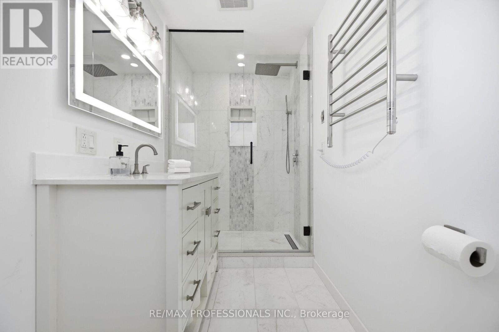 50 Trotters Lane, Brampton, Ontario  L6Y 1B6 - Photo 30 - W12820656