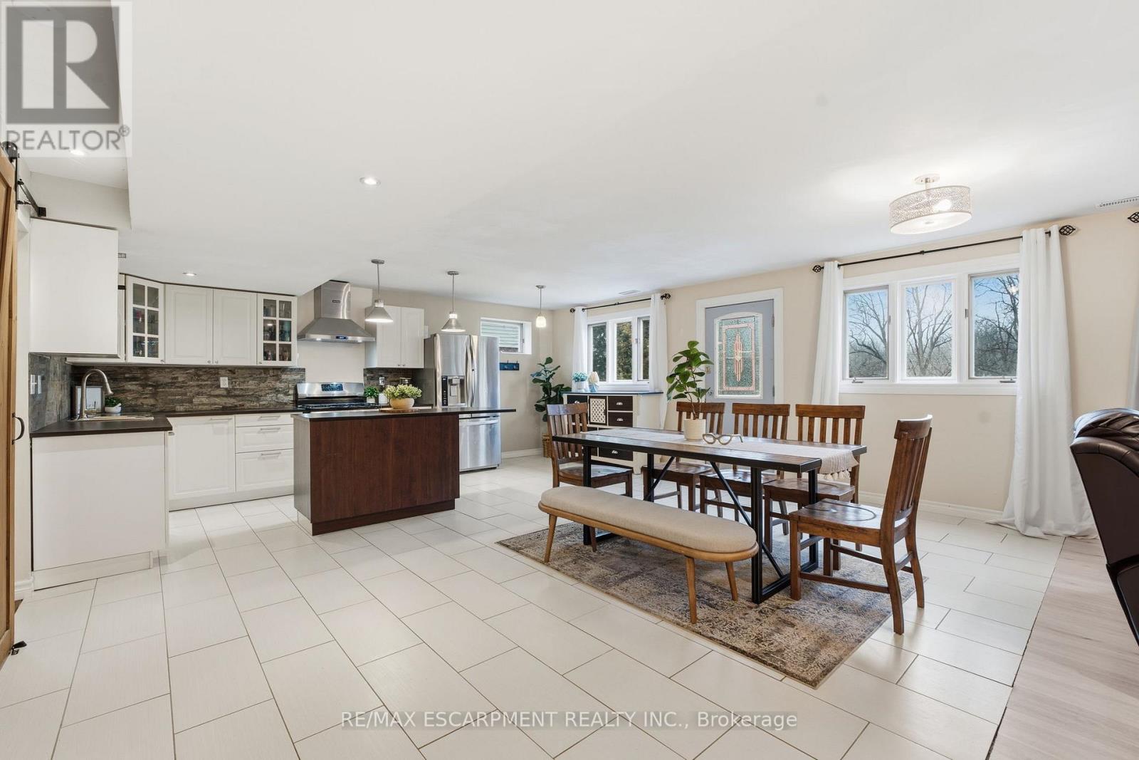 430 Winniett Street, Haldimand, Ontario  N3W 1E4 - Photo 19 - X12704718