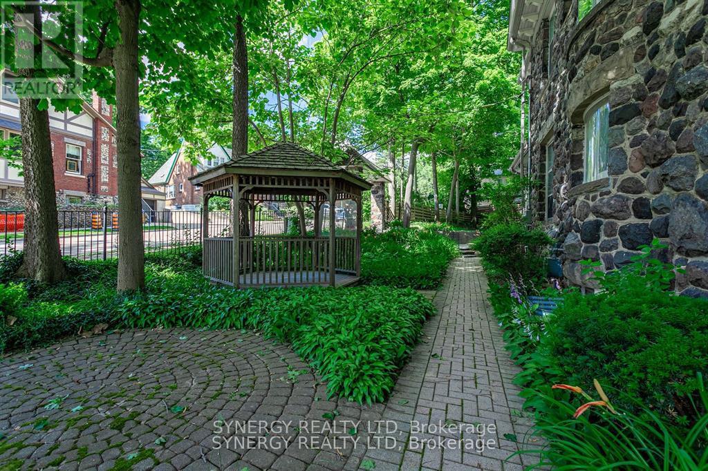 7 - 37 Ridout Street S, London South, Ontario  N6C 3W7 - Photo 16 - X12721950