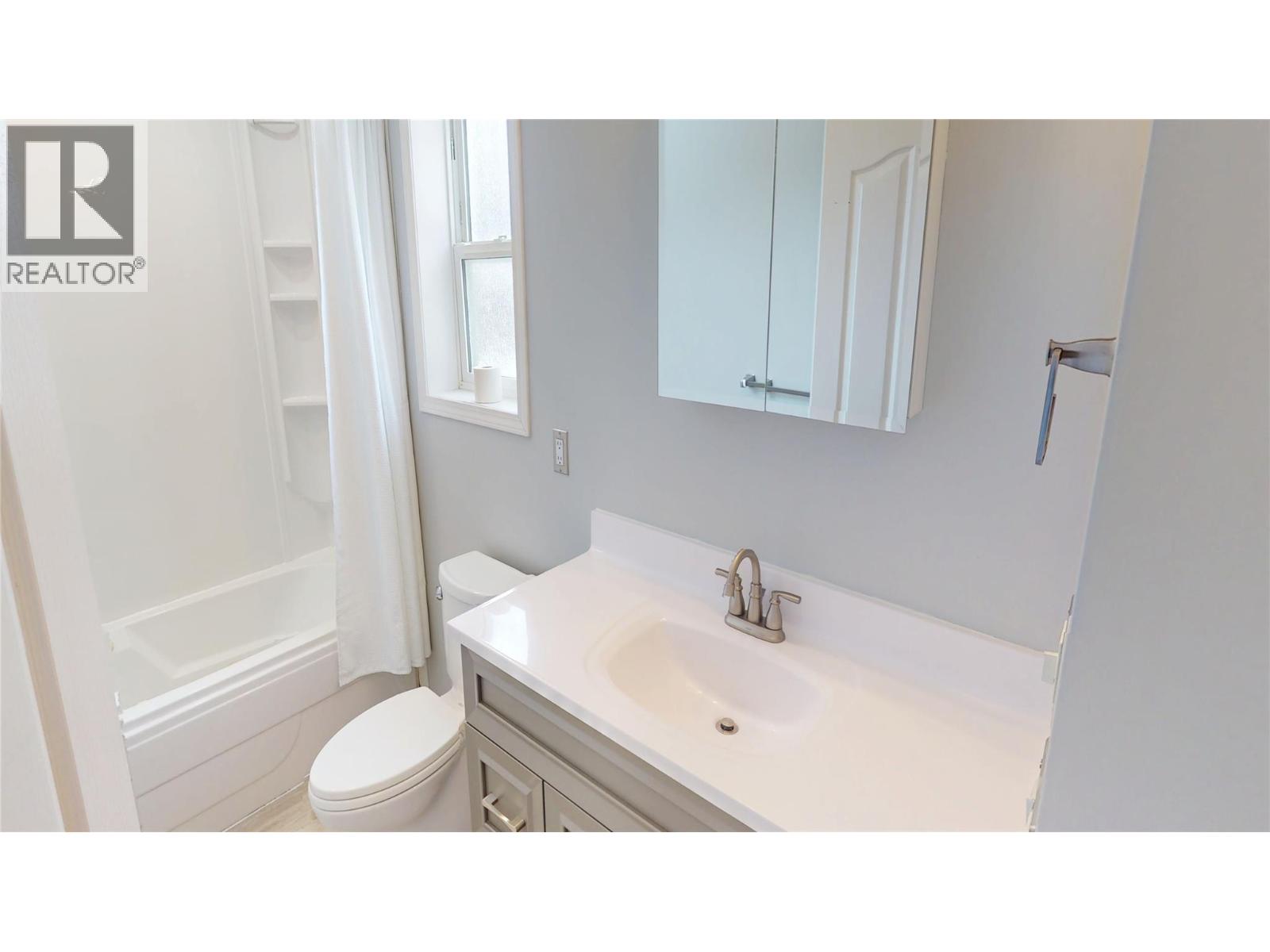 1305 2nd Avenue S Unit# A, Cranbrook, British Columbia  V1C 2B4 - Photo 17 - 10377232